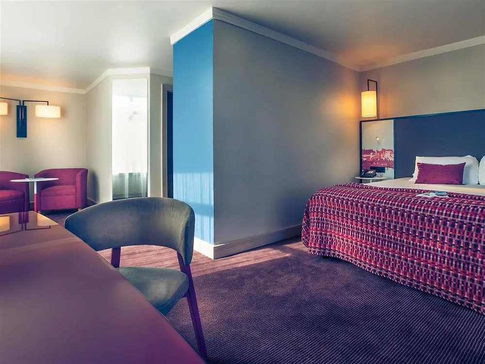 Holland House Hotel Cardiff By Sunday