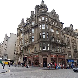 royal-mile-mansions-apartment-edinburgh.edinburghhotelsuk.org/